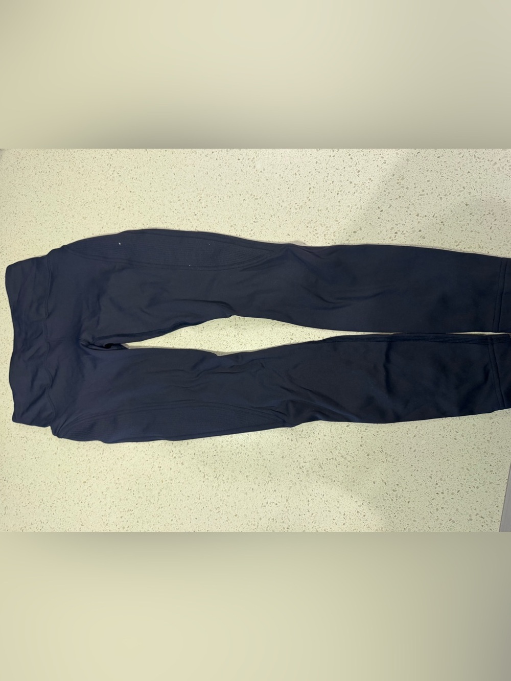 Lululemon Women’s Size 6 Navy Leggings 27’ Inseam